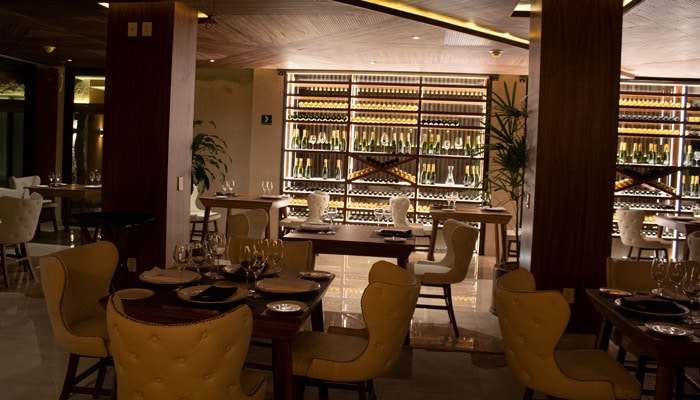 restaurant 140 degrees