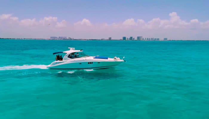 isla mujeres yacht trip