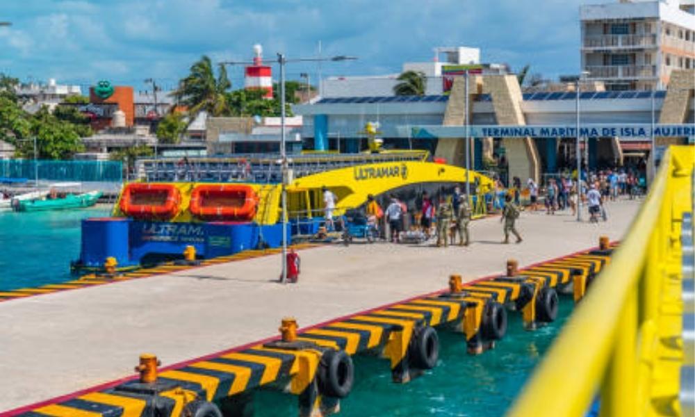 Isla Mujeres Ferry