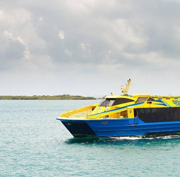 Isla Mujeres Ferry